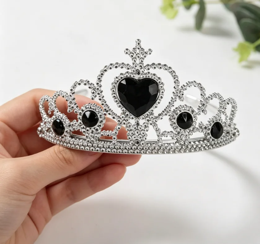 

Lovely Fashion Hairbands Multi Color Lightweight Queen Princess Crown Headbands Heart Birthday Tiara For Girls Party Accessories
