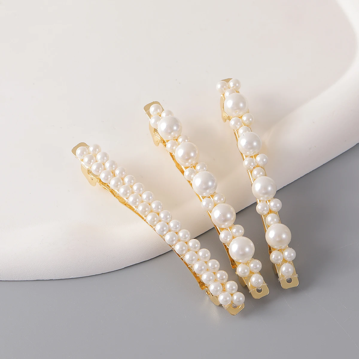 

Pearl hair clip, cute and shiny for women, handmade gold hair clip, fashionable women's jewelry, banquet gifts and accessories