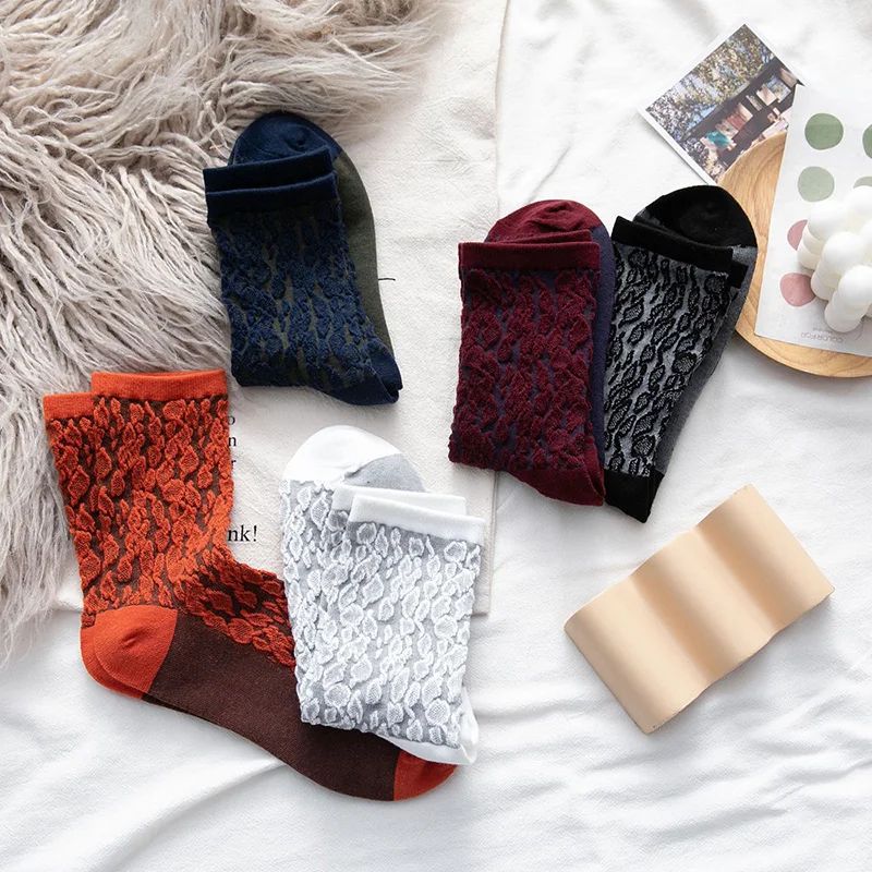 5 Pairs High Quality Women's 3D Leopard Print Mid-tube Cotton Socks 2022 New Retro Japanese Trendy Socks Combed Cotton Socks