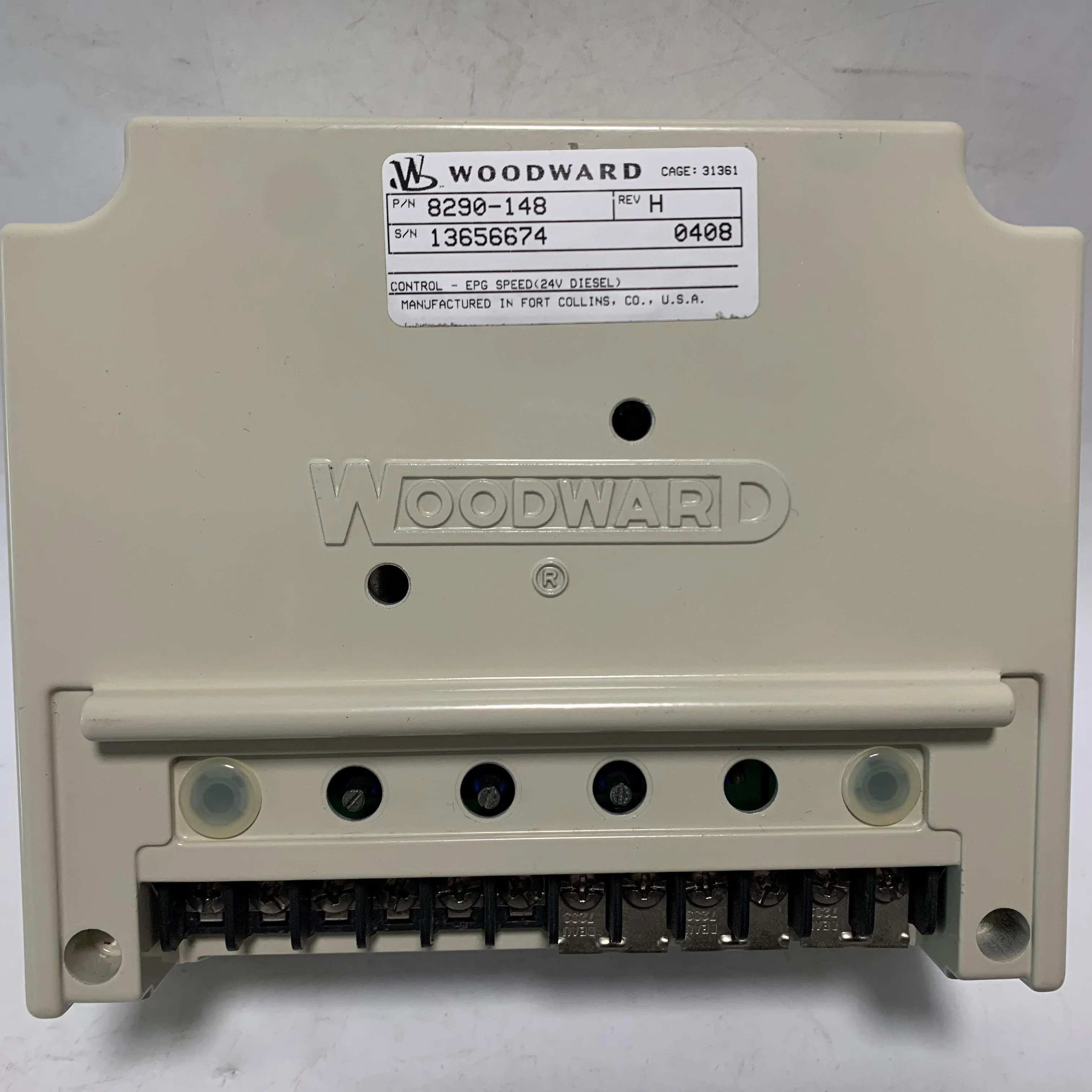 

Номер детали Woodward 8290-148 - регулирующая панель скорости, разобранная деталь, состояние соответствует изображению, оригинальная, подлинная.