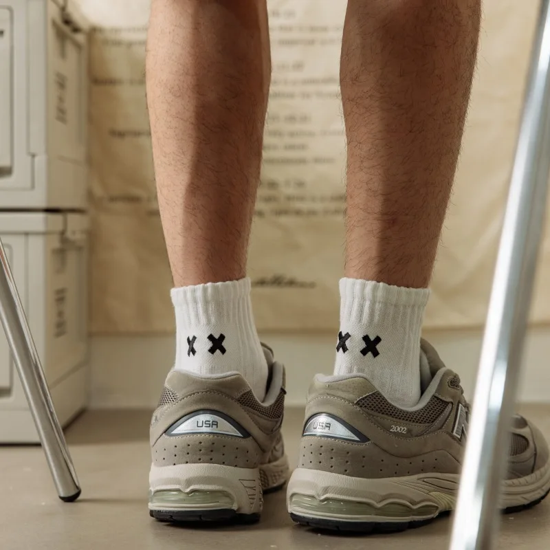 1 pair of unisex XX embroidered socks, men's cotton work socks, breathable ankle cushioning for long-term exercise, men's cyclin