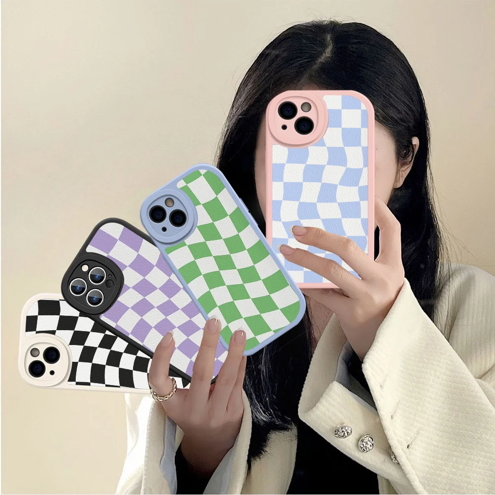 Twisted Checkerboard Phone Case Hard Leather For iPhone 16 15 14 13 12 Mini 11 14 Pro Max Xs X Xr 7 8 Plus Fundas