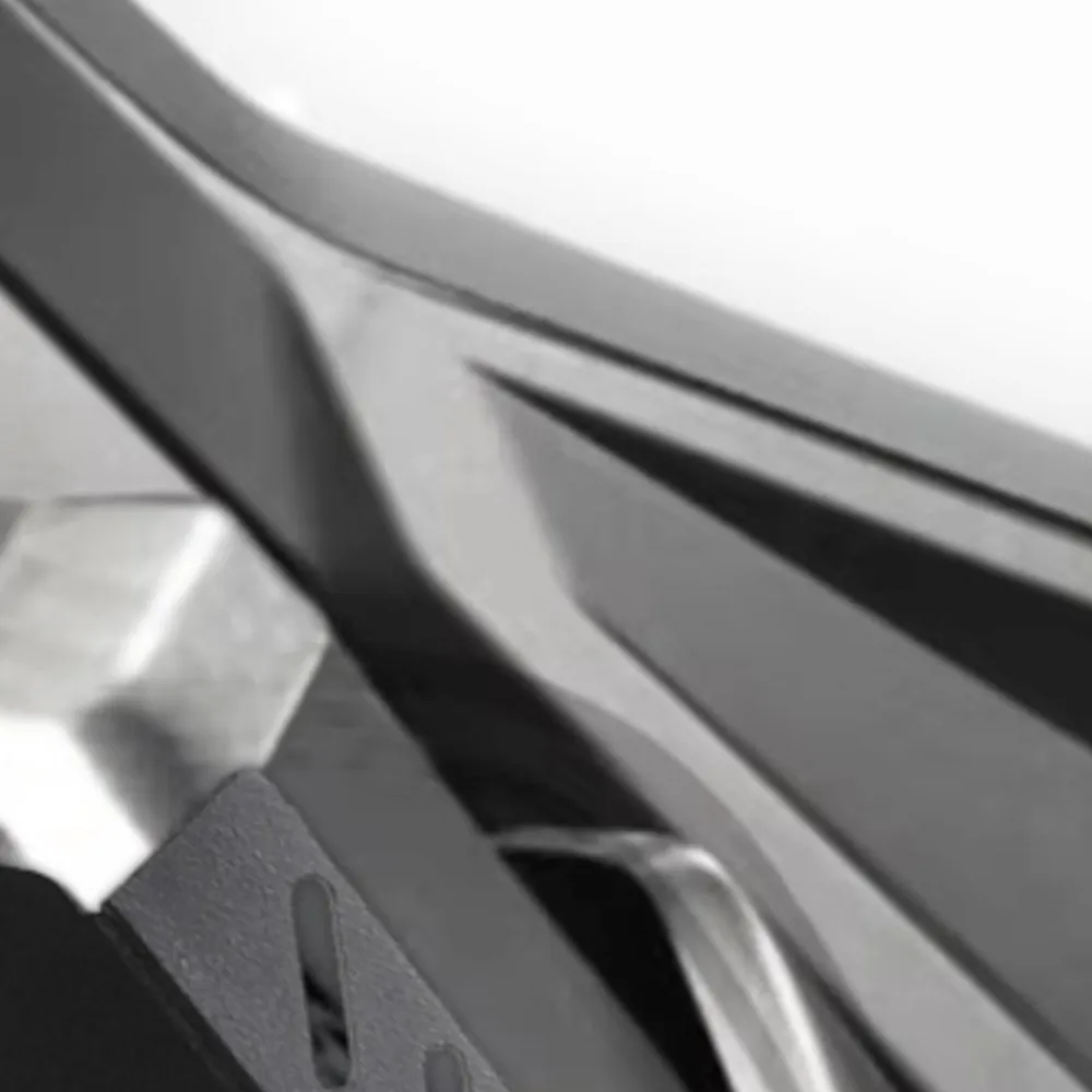 

For YAMAHA XSR 155 2019-2020-2021-2022-2023-2024-2025 Motorcycle Protector Muffler Protector Heat Shield Hole Exhaust Pipe Cover