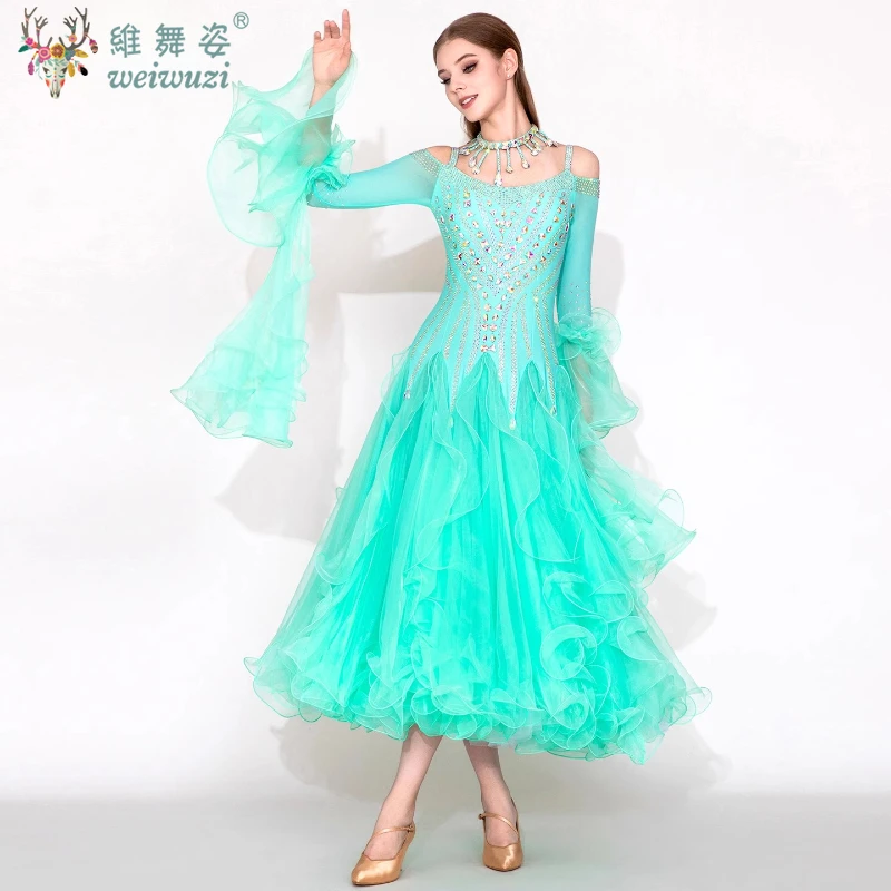 Walzer Foxtrot Tango Quickstep Outfit Passen Sie das weibliche hellgrüne Langarm-Kleid für Gesellschaftstanz und Wettbewerb an