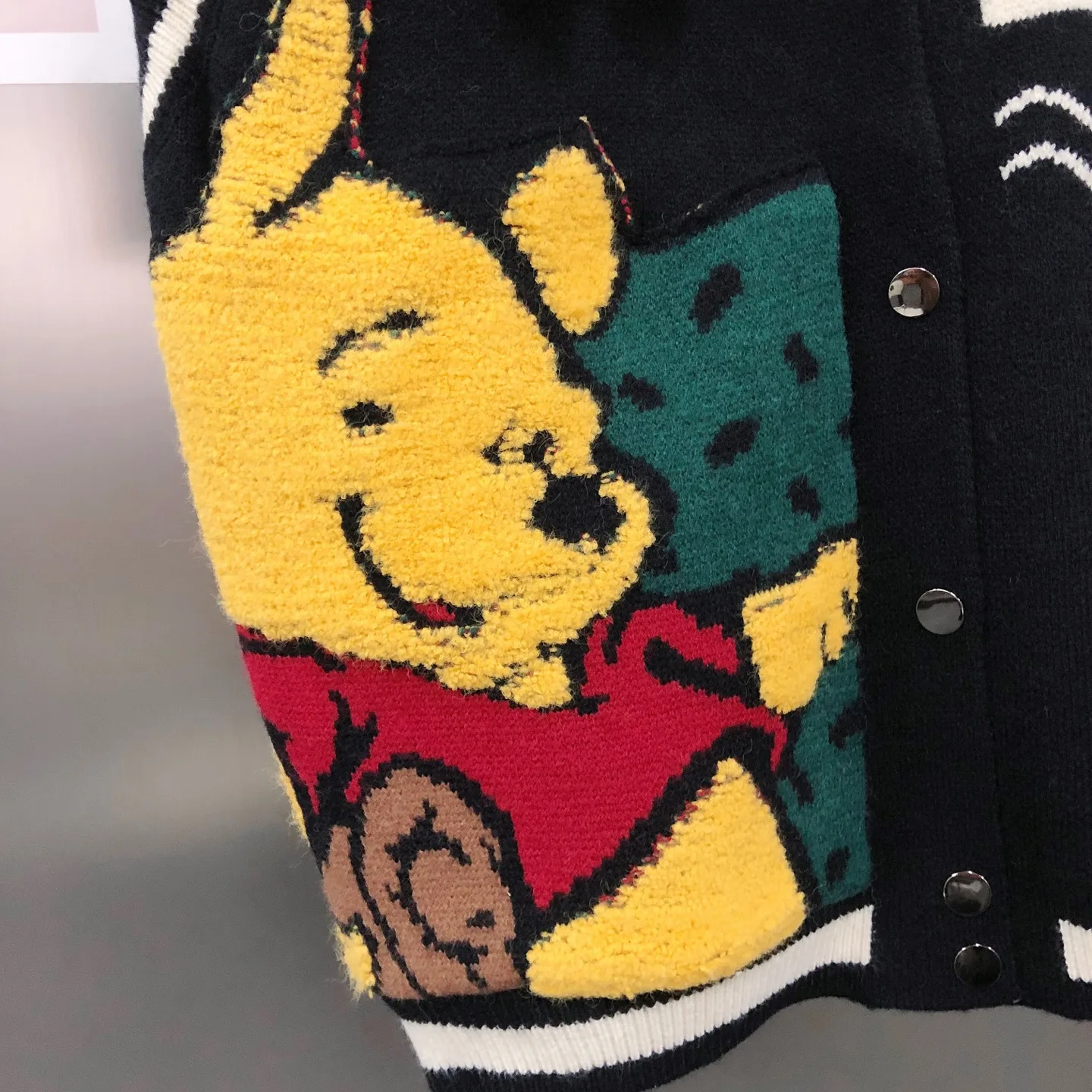 Cartoon Bear Towel Embroidery Pattern Color-Block Vest Sweater 2025 Autumn New Age-Reducing Versatile Knitted Vest for Women