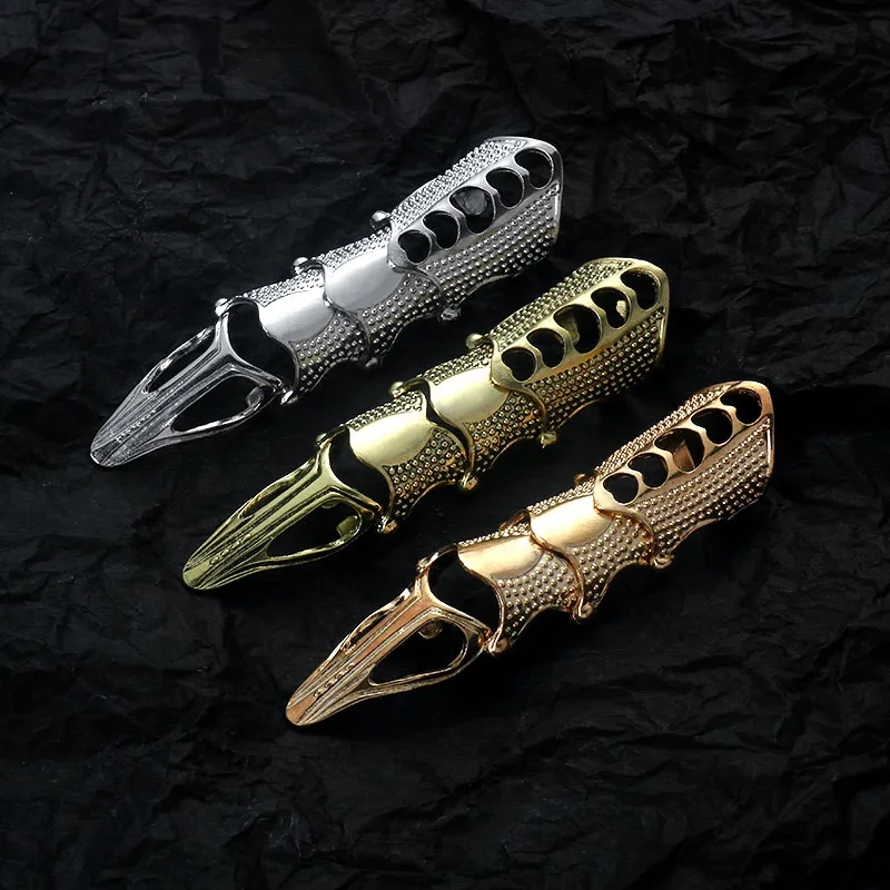 Fashion Cool Metal Hook Ring for Women Men Unique Finger Rings for Dancer Bar Singer Iron Hand Claw Jewelry Party Gifts