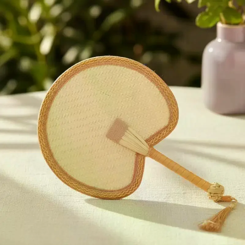 Handmade Natural Straw Palm Fan Woven Handheld Fan Portable Summer Cooling Fans For Party Wedding Camping Home Decoration