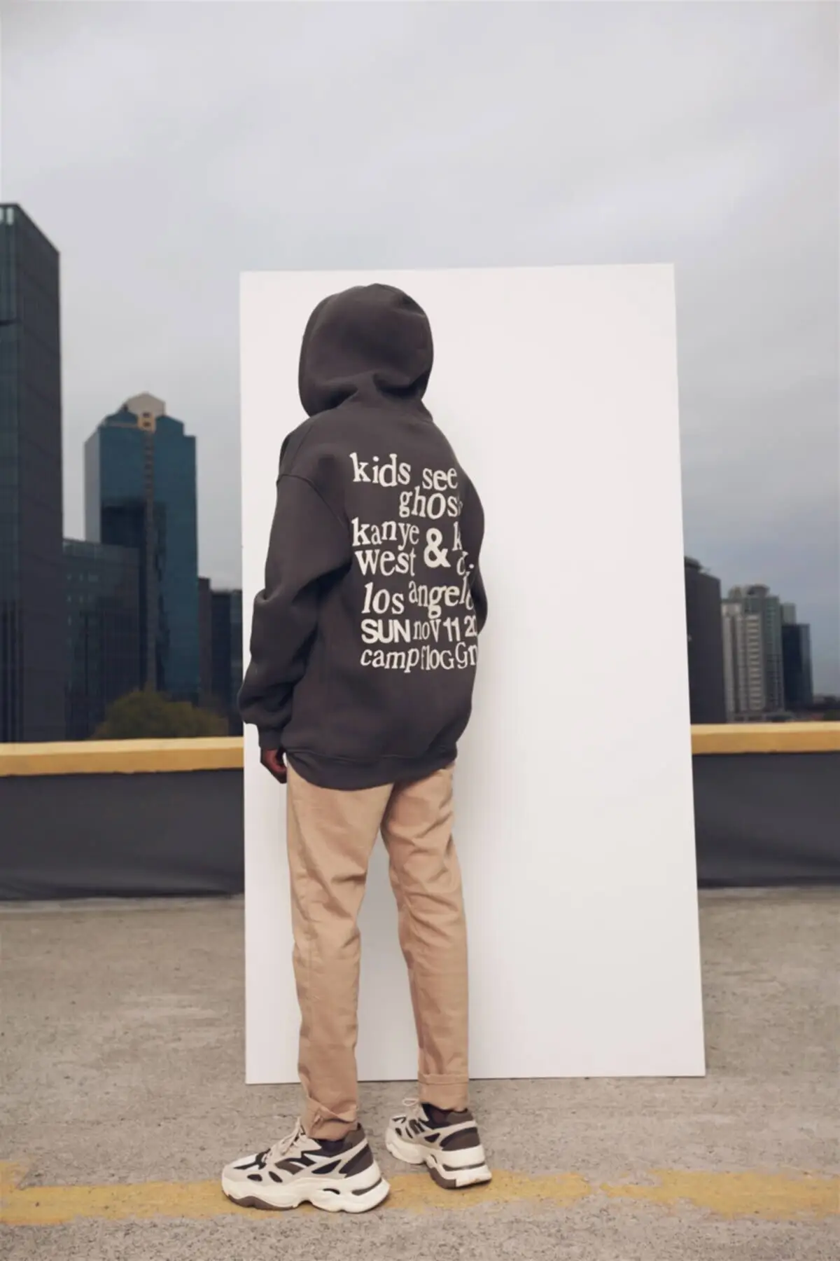 Ksg Oversized Sweatshirt Donkergrijs Stijlvolle Flamboyante Lichtgewicht Casual Cool Nieuwe Mode 2022 Trend Model