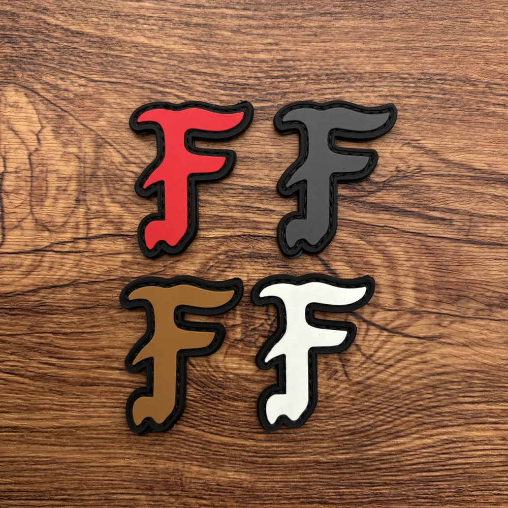 Retro Floral Lettering with Black Border Design, 2D Flat Pvc Material with Built-In Glow-In-The-Dark Effect, Decorative Stickers, Comes with a Felt Backing, Available in Four Different Colors, 1 Piece, Not Easy to Fade or Age, Decorative Accessories for Backpacks and Trendy Storage Bags