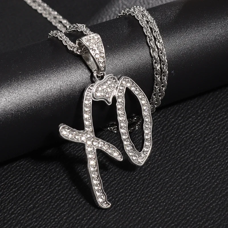 Exquisite Creative Bubble Letter Xo Inlaid White Zircon Pendant Necklace Men\'s Fashion Casual Party Jewelry Holiday Gifts