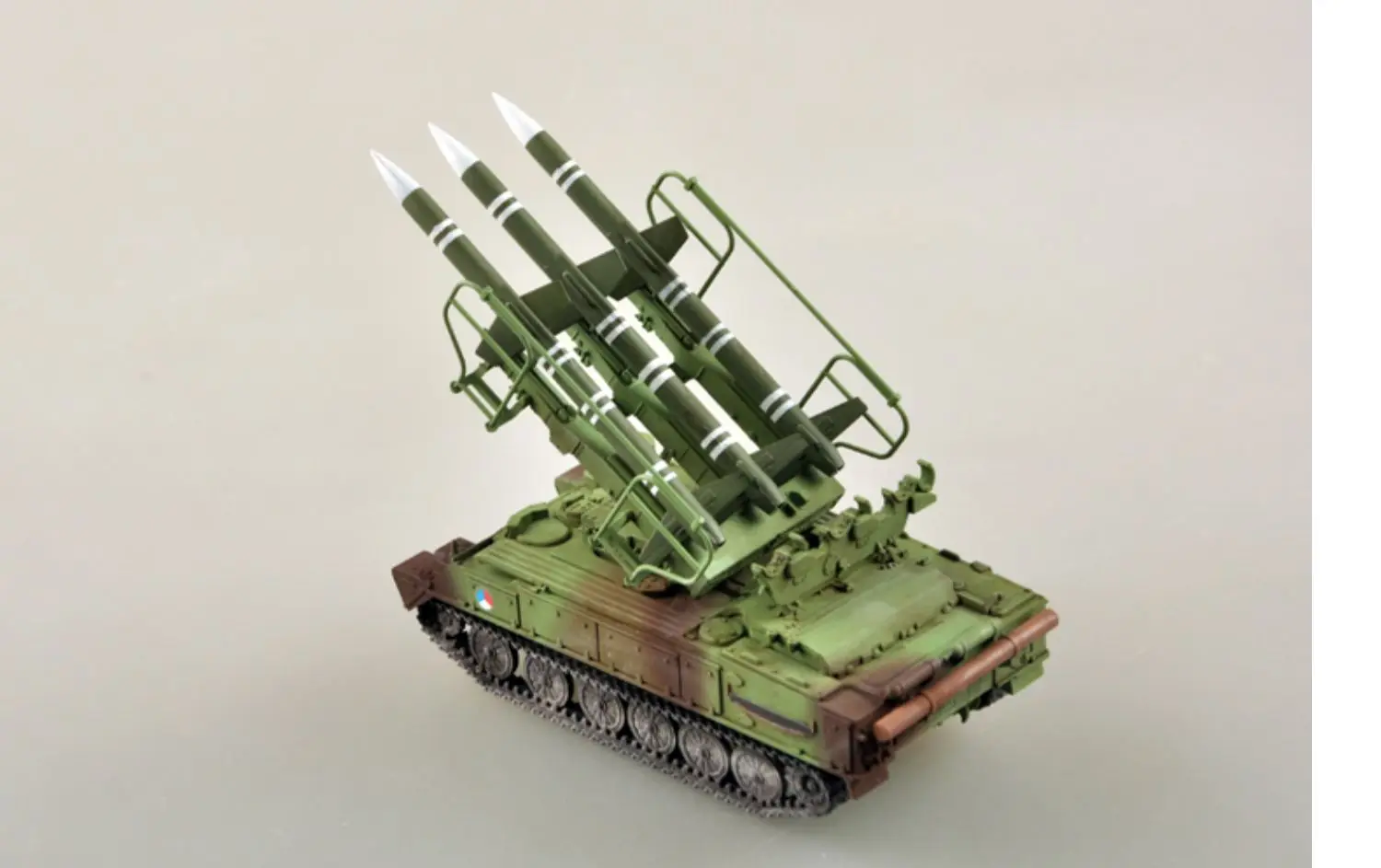 Easymodel 35111 1/72 Sowjetische Luftverteidigungsrakete SAM6 Tschechisches fertiges Militärmodell, statische Kunststoffspielzeugsammlung oder Geschenk