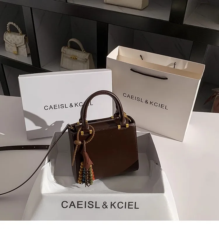 

High Quality Fashion Solid Color Square Bag Luxury Textured Clutch Purse Women Handbag Female Casual Bag Shoulder Crossbody Bag