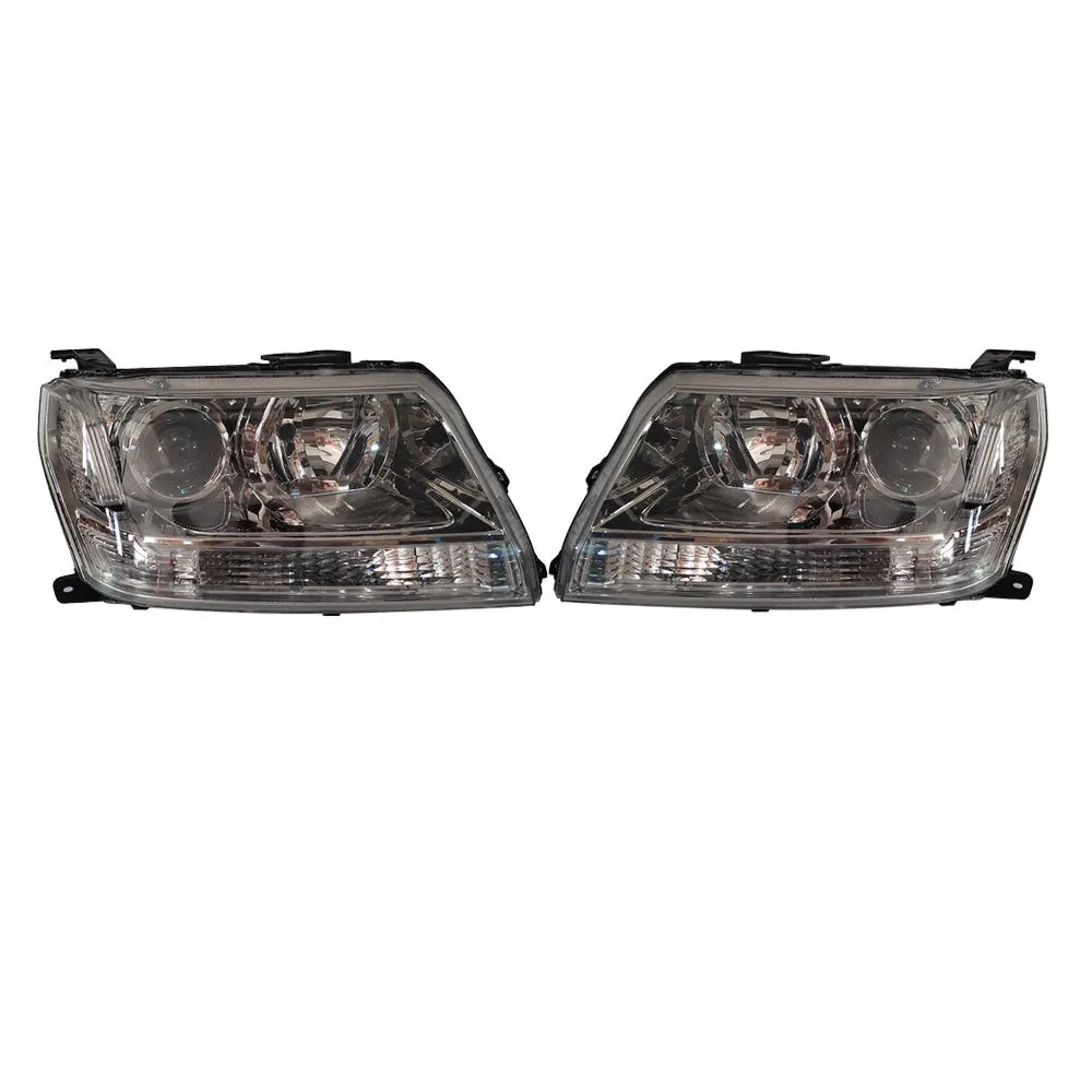 A Pair Car Crystal Headlight For Suzuki Grand Vitara Escudo 2005-2008 Automobile Headlamp 2005-2015 35120-65J10 35320-65J10