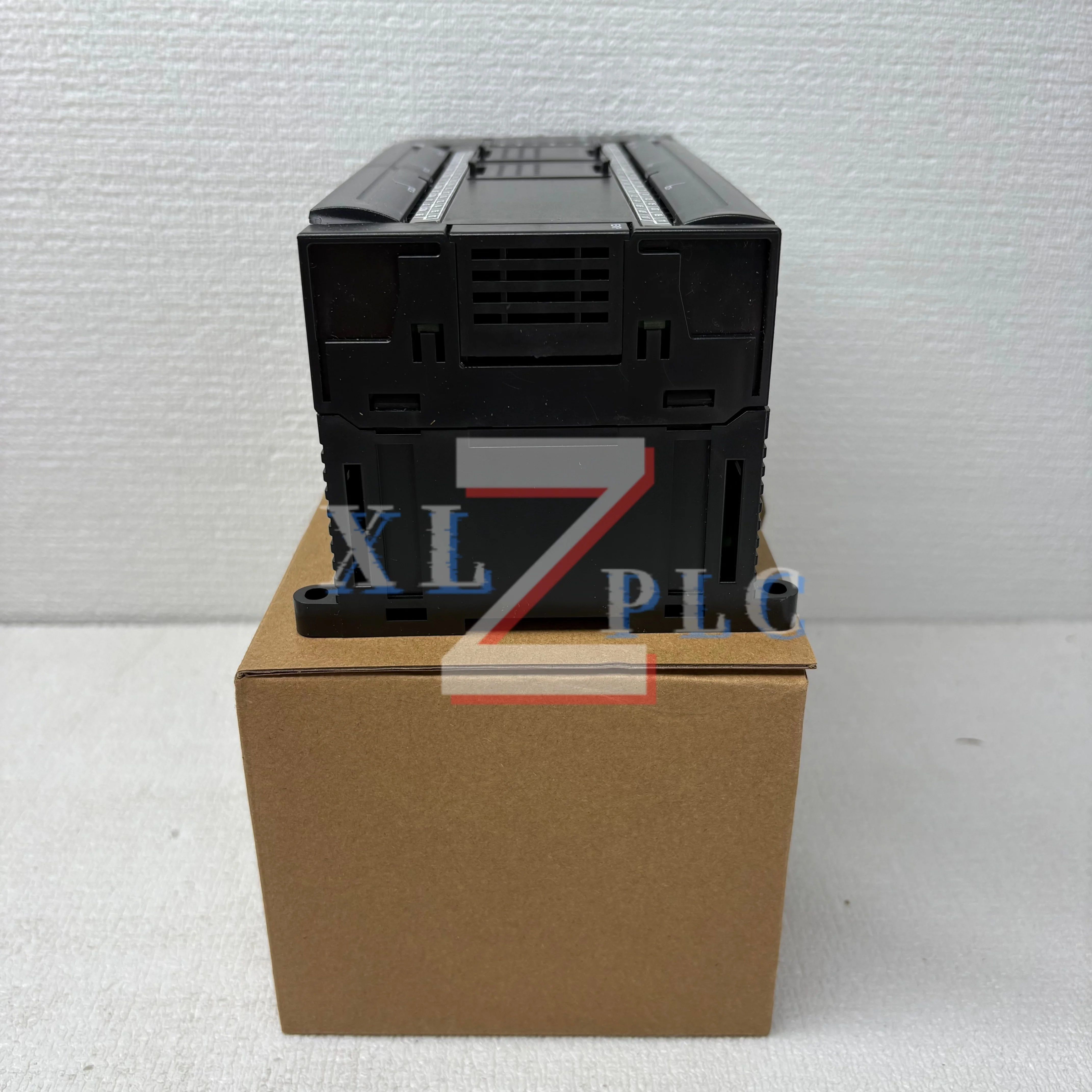 Brand New CP1L-M60DR-D PLC Controller