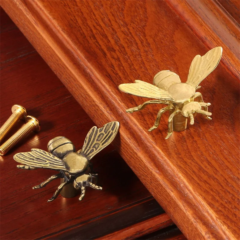 Brass Bee Shaped Drawer Wardrobe Pulls Insect Cabinet Door Handles Furniture Pulls Decor Closet Dresser Knobs Gold Animal Handle