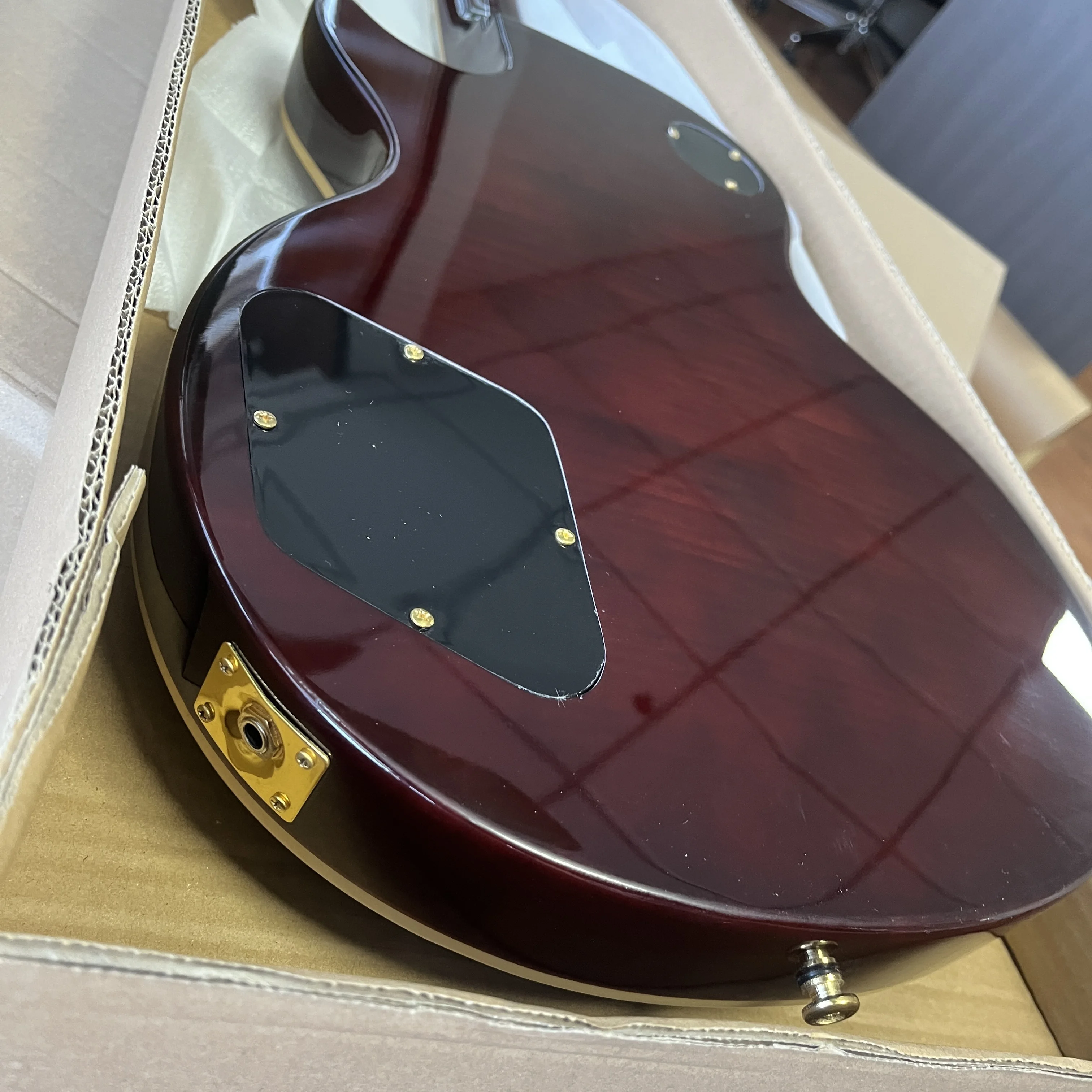 تخصيص البني الغيتا الكهربائية زيبرا بيك اب الذهب الملحقات خشب الورد الأصابع خشب الكرز الجسم شحن مجاني