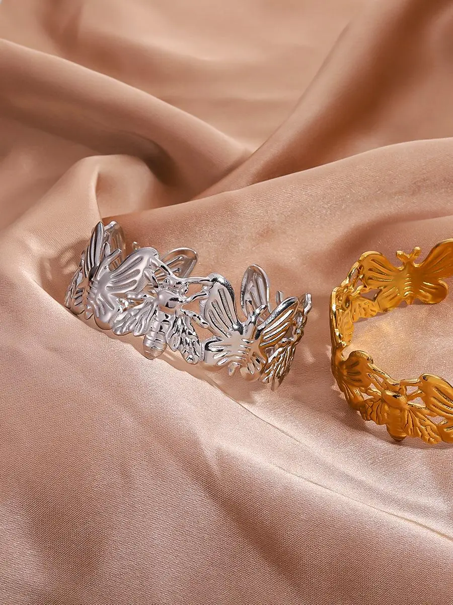 

Браслет из титановой стали, модный винтажный, с эффектом состаривания, с крупным цветочным узором, на предплечье, женское ювелирное украшение, аксессуар