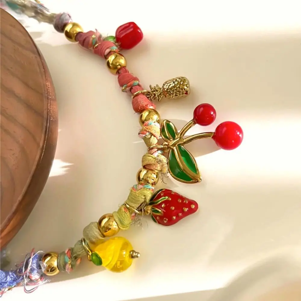 

Handmade Fruit Cherry Necklace Strawberry Minority Design Red Bead Necklace Korean Style Pearl Chain Y2K Clavicle Chain Summer