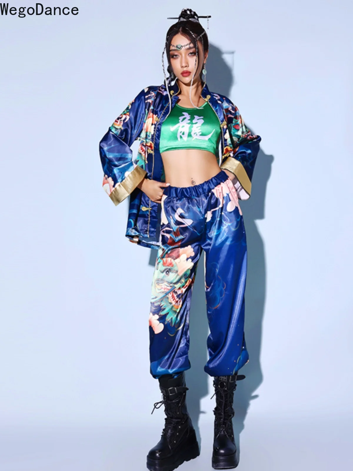 

Women's Chinese Style Dance Costume Girl Group Performance Outfit for Stage Show Company Annual Party and Commercial Events