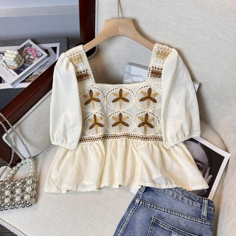 

French Style Design New Versatile Square Neck Hollowed Out Women's Summer New Embroidered Contrasting Color Shirt Casual Top