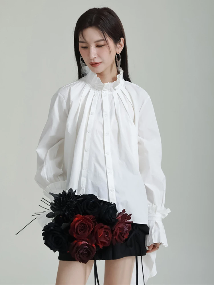 [EAM] Women White Pleated Irregular Big Size Blouse New Stand Collar Long Sleeve Shirt Fashion Tide Spring Autumn 2024 1DF5737