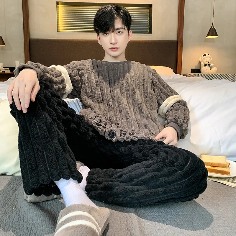 Baju Tidur Flanel Musim Dingin Fashion Korea untuk Pria 2 Buah Set Piyama Pakaian Tidur Pjs Hangat Bulu Karang Pria Piyama Homme