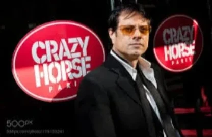 

Роко ЖИВОЙ! на Crazy Horse Paris — фокусы (мгновенная загрузка)