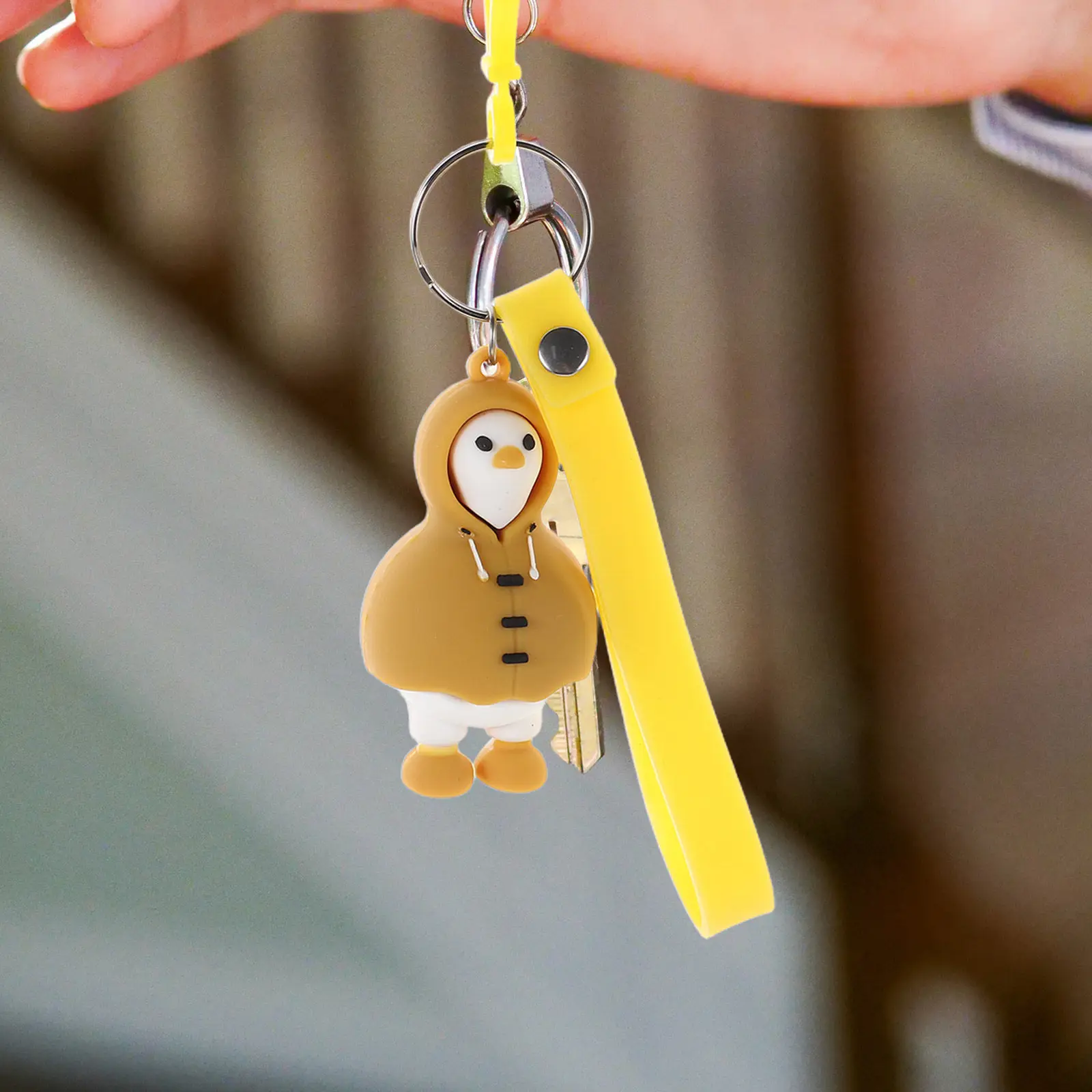 2Pcs Raincoat Duck Keychain Creative Cute Duck Key Ring Bright Color Easy Locate Keychain for Backpack Handbag Bag Office School