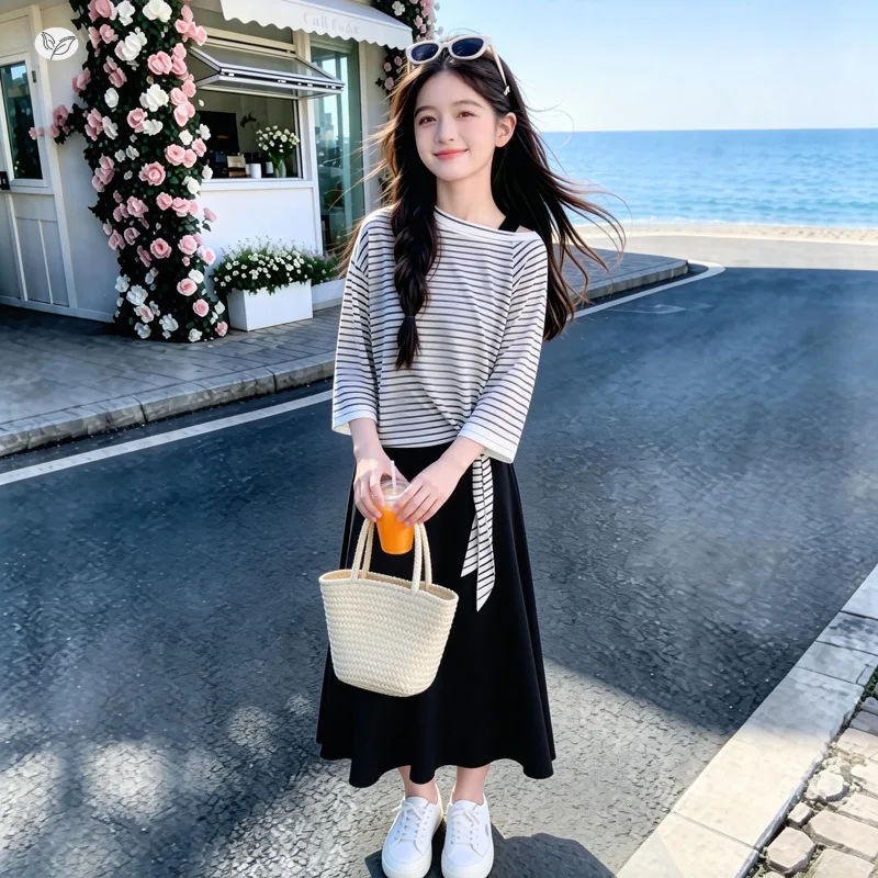 Girls Summer New Skirt Plaid Shirts Two Piece Set 2026 Lazy Cute Style Set Summer Stylish Middle Big Kids High End