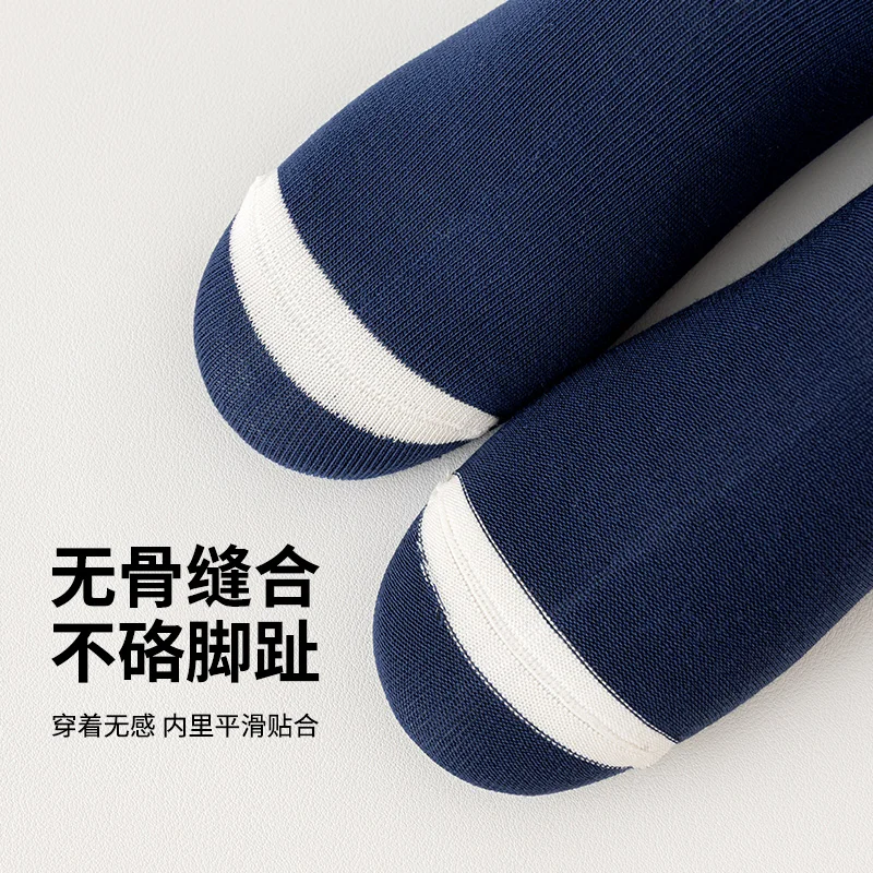 5 Paar Baumwollsocken für Babys, die bis zur Mitte der Wade reichen, ideal für den Herbst, mit niedlichen Cartoon-Welpenmotiven, weich und bequem, perfekt für einen stilvollen Look. – Detail 4