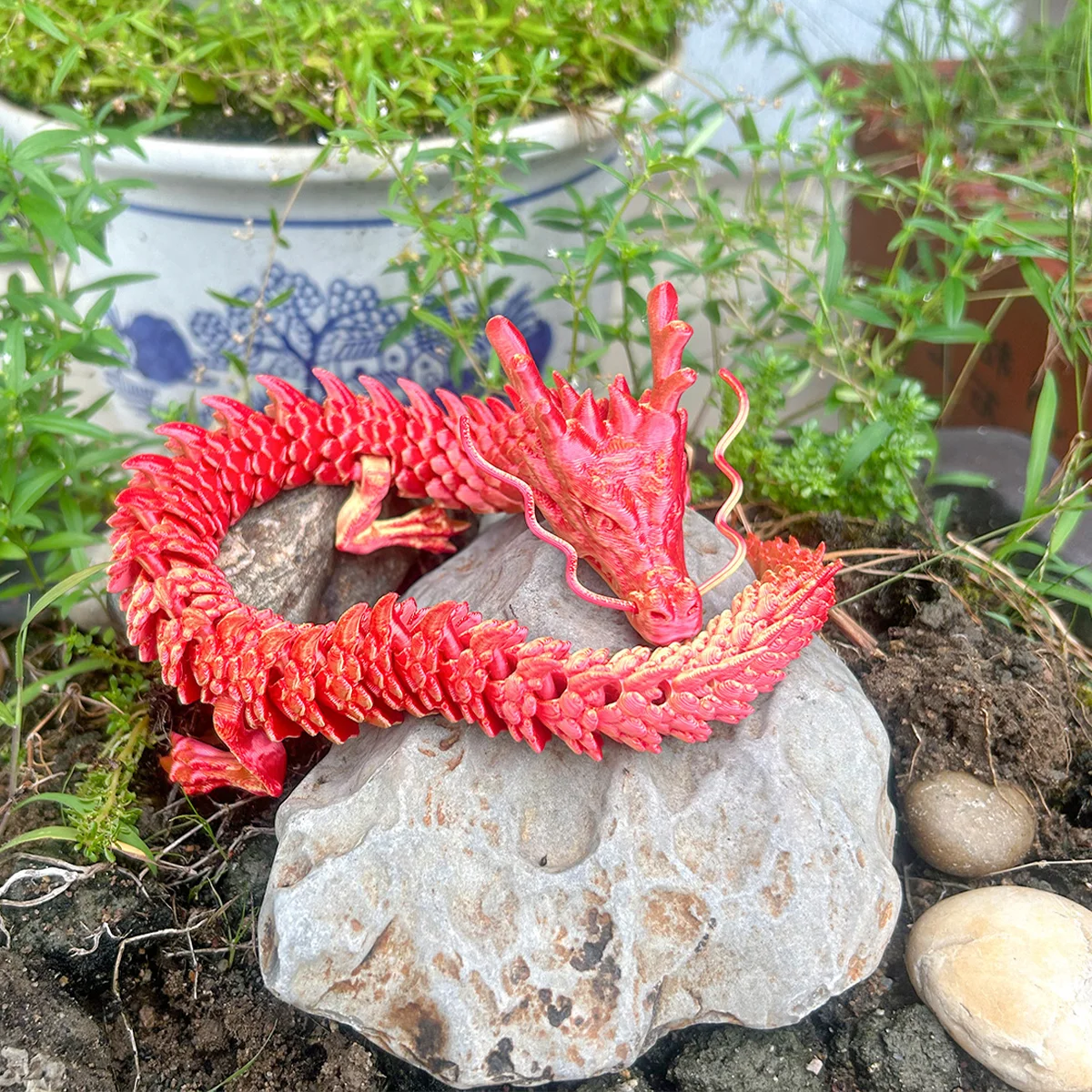 Oversized Golden Dragon Statue,  Exquisite Mythical Creature Decoration, Ideal for Home, Office, Collection, Gift, and Ornament