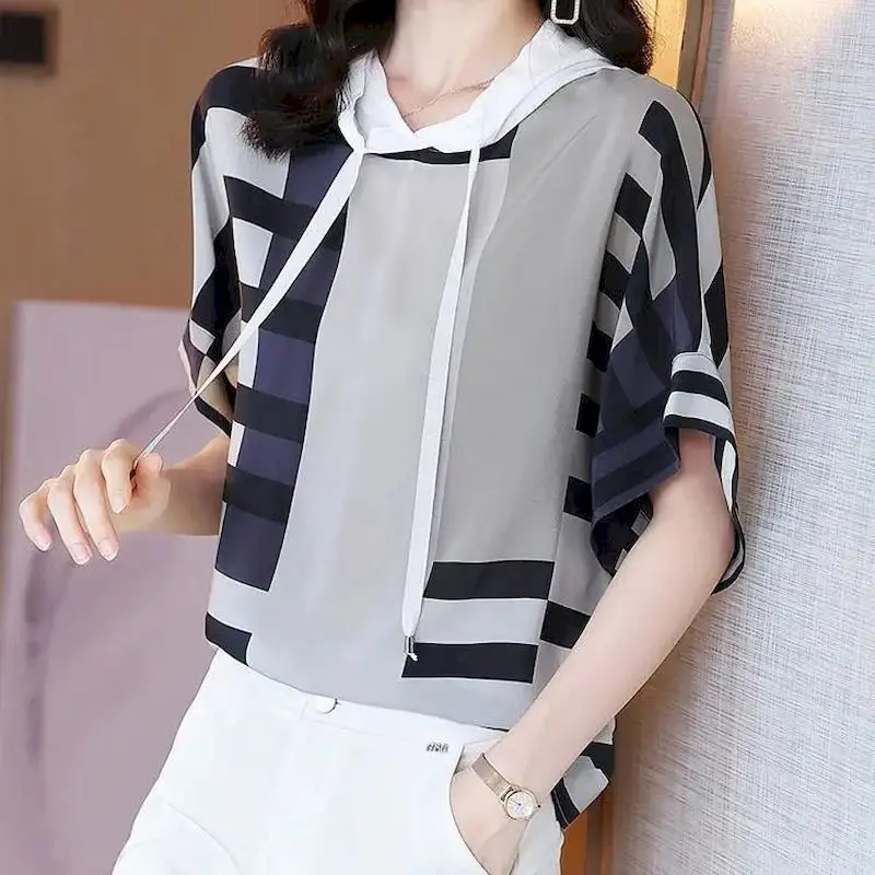 

High-quality T Shirts Women Fashion Patchwork Printed Hooded T-shirt Luxury Short Sleeve Oversized Tops 2025 Summer Trend Tshirt