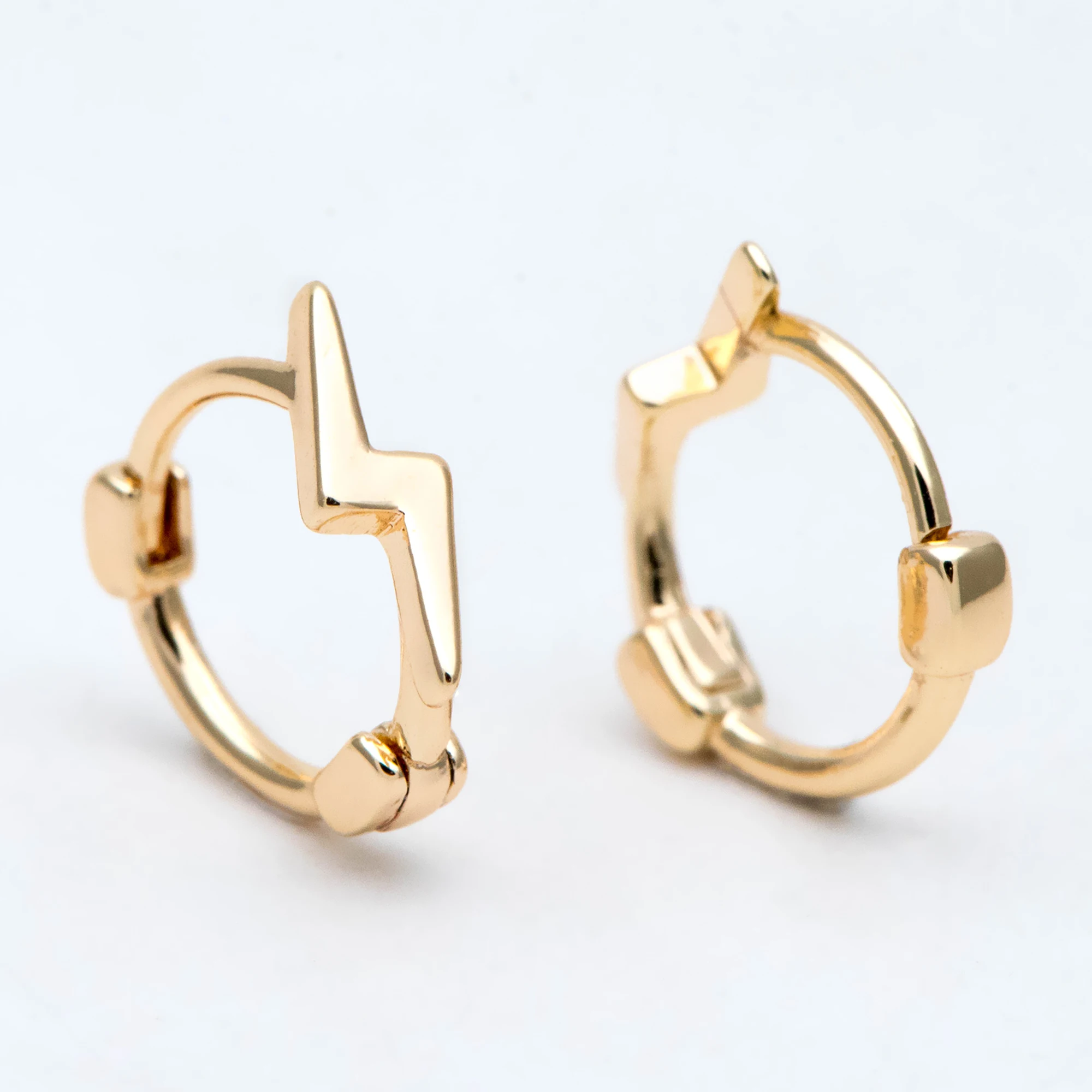 10pcs Lightning Hoop Earrings, Round Leverback Ear Hooks, 18K Gold Plated Brass, Earring Component Findings (GB-3010)