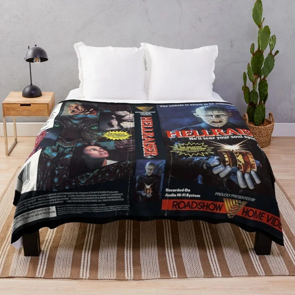 

HORROR Art Work Cover Throw Blanket Fluffys Large Plaid on the sofa Blankets