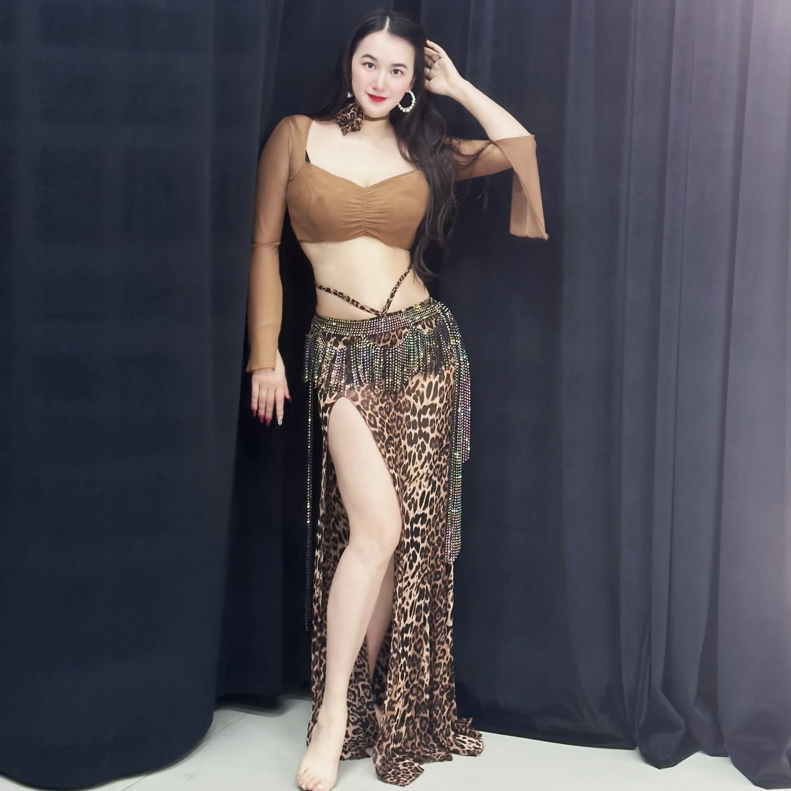 

Belly dance set women's mesh long sleeved top+sexy leopard print skirt 2pcs adult oriental dance professional practice clothes