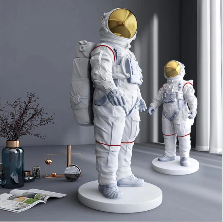 Nordic Spaceman Astronaut Resin Accessories Home Livingroom Floor Sculpture Crafts Restaurant Porch Lobby Figurines Decoration