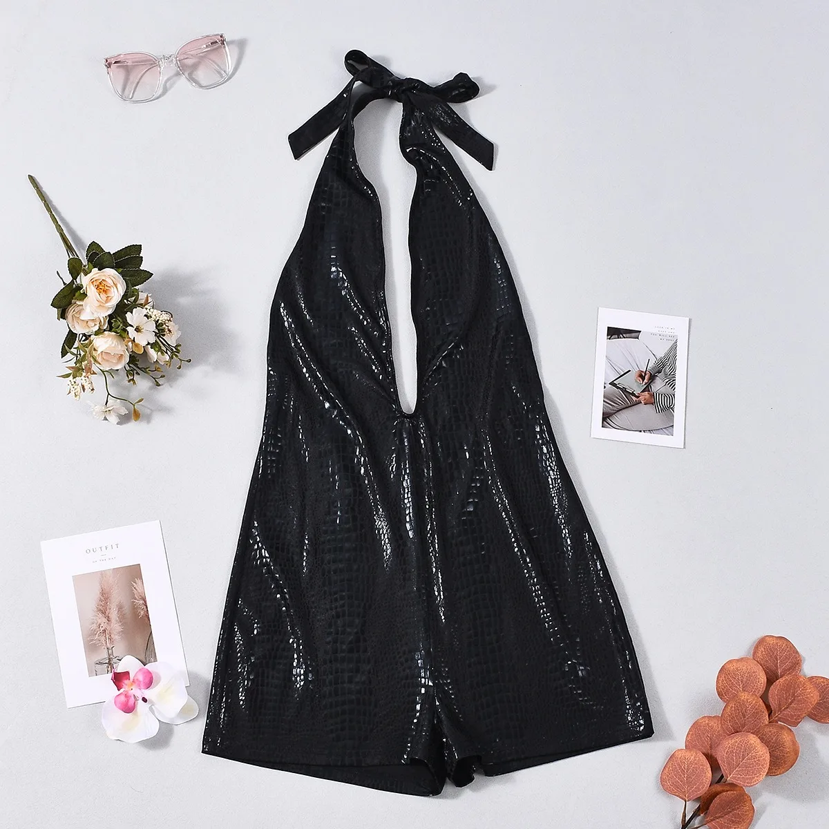 المرأة فو الجلود العميق الخامس الرقبة رومبير السراويل بو الرسن الرقبة عارية الذراعين ثوب بودي كون الهذيان حزب كلوبوير