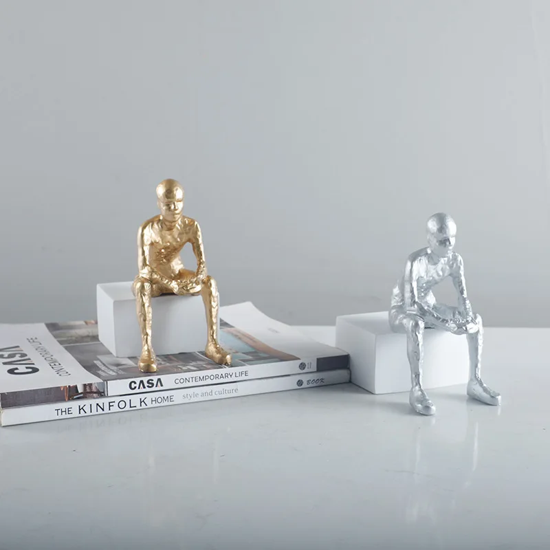 Creative Resin Figurine Sculpture Gold and Silver Human Craft Thinker Ornament for Living Room or Office Desk Home Decoration