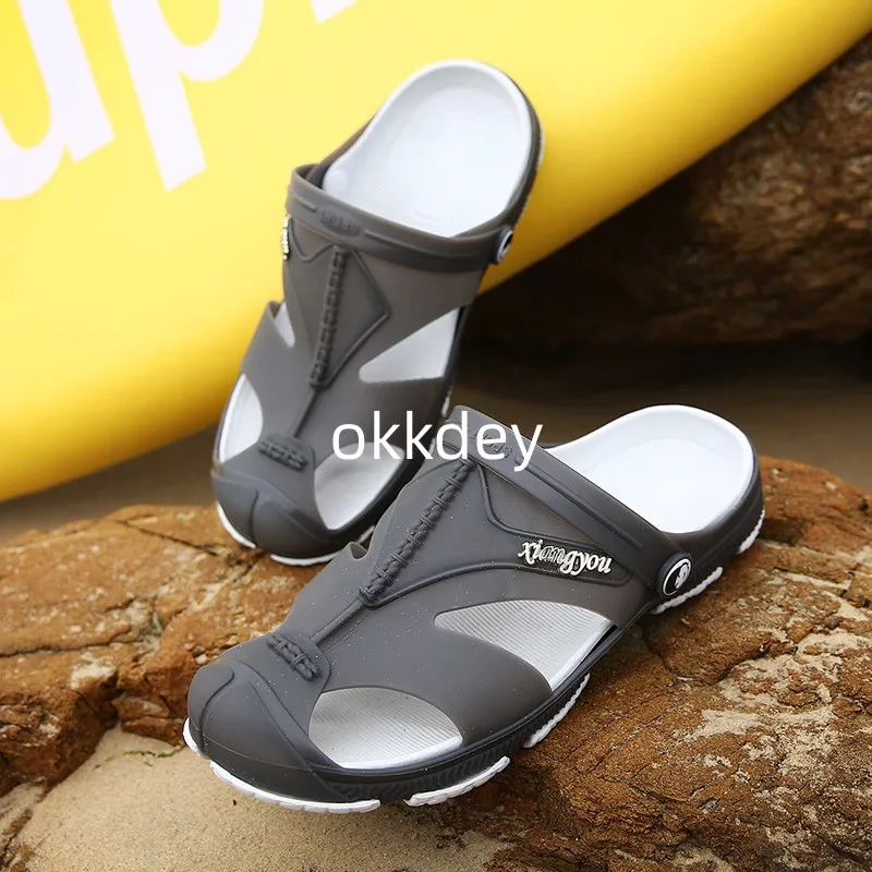 2023 New In Summer Slippers for Men Sandals Outdoor Beach Casual Sports Shoes Basic Indoor Durable Designer Replica Slippers Men