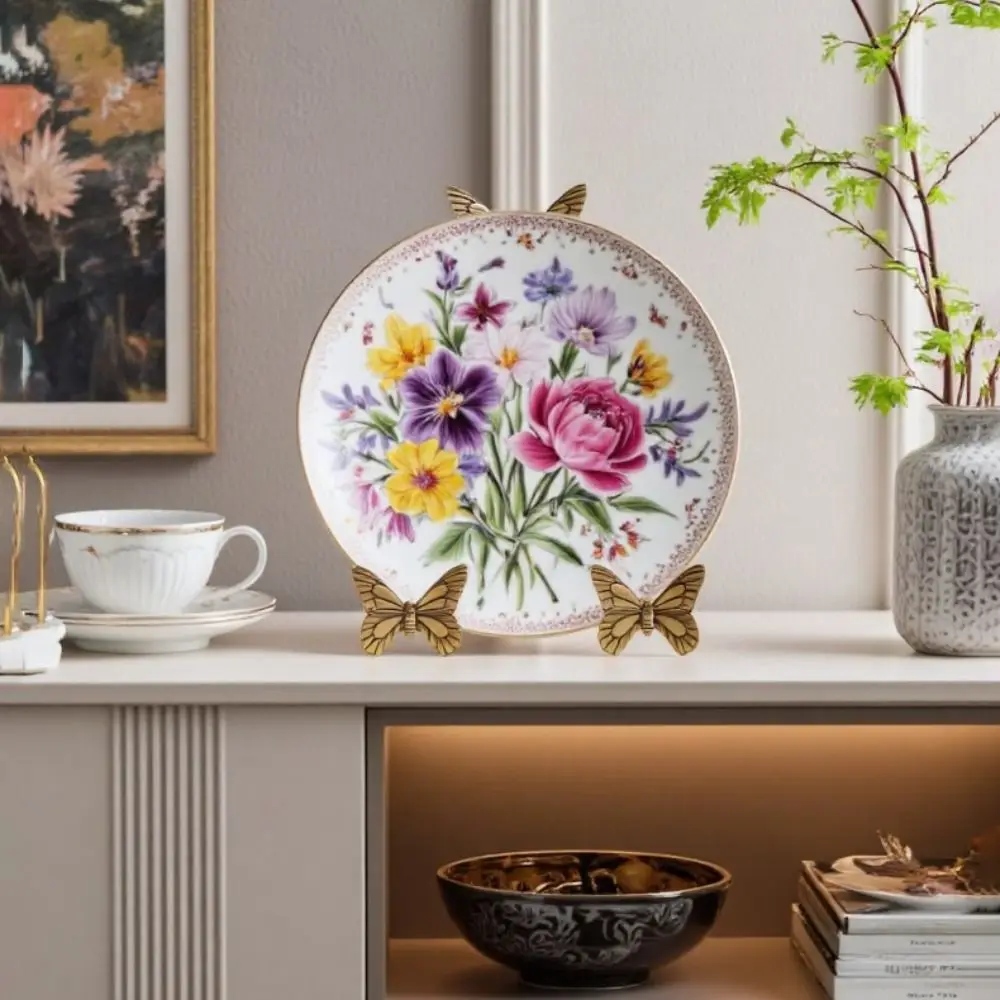 

Винтажный дизайн, подставка для тарелок из сплава в виде бабочки, светильник, роскошный стиль, мотив бабочки, золотой декоративный мольберт, обеденный стол, латунь