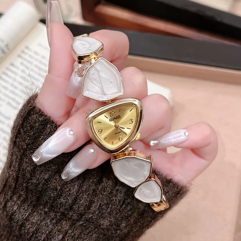 New women's watch with fashionable dial and bracelet, suitable for daily decoration and the best choice for birthday party gifts