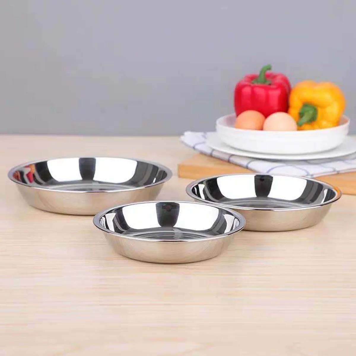 2pcs multifunctional stainless steel plates, durable and easy to clean, suitable for outdoor dining, family activities, fruit
