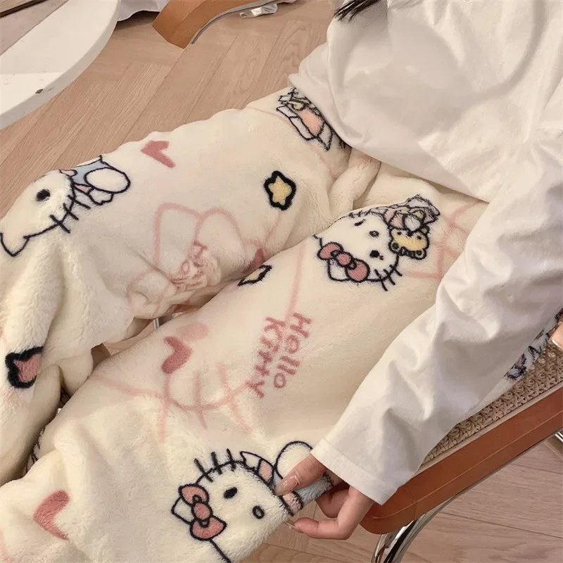 Sanrio Hello Kitty pantalones de pijama para mujer moda de dibujos animados ropa de dormir de casa pantalones de Anime ropa de ocio para el hogar regalo de pareja Kawaii