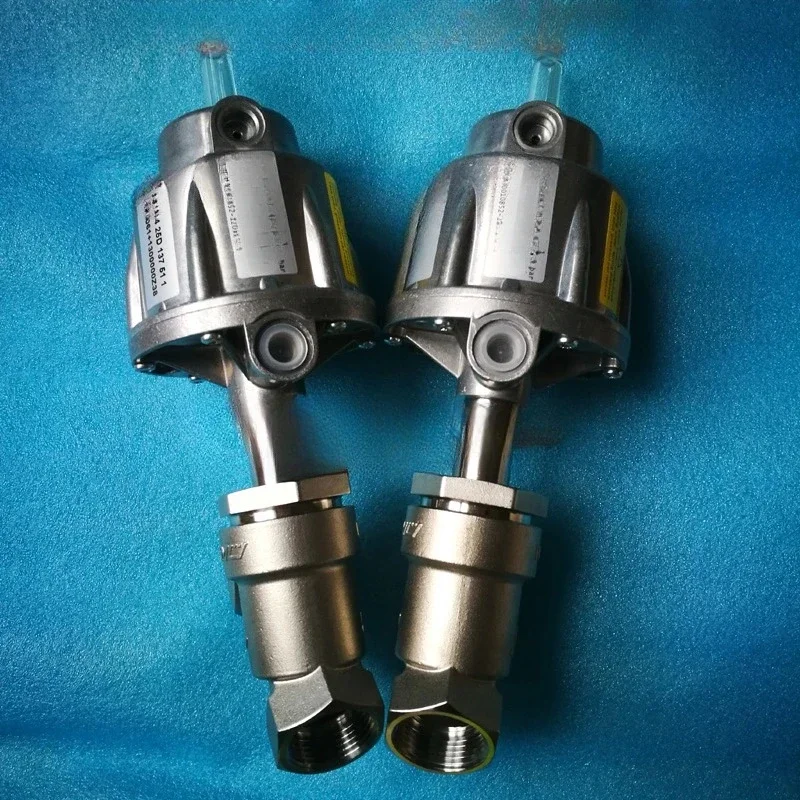 

Pneumatic angle seat valve 51415D137510, brand new