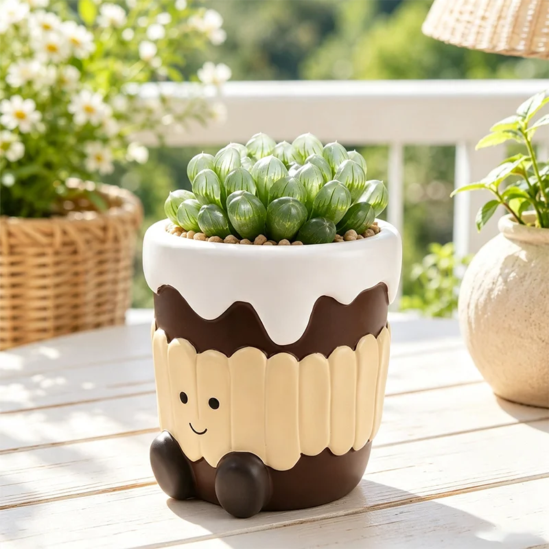 Cartoon Smile Cake Resin Succulent Planter Mini Flower Pot for Cactus Desktop Balcony Garden Decor Nice Gift for Plant Lovers