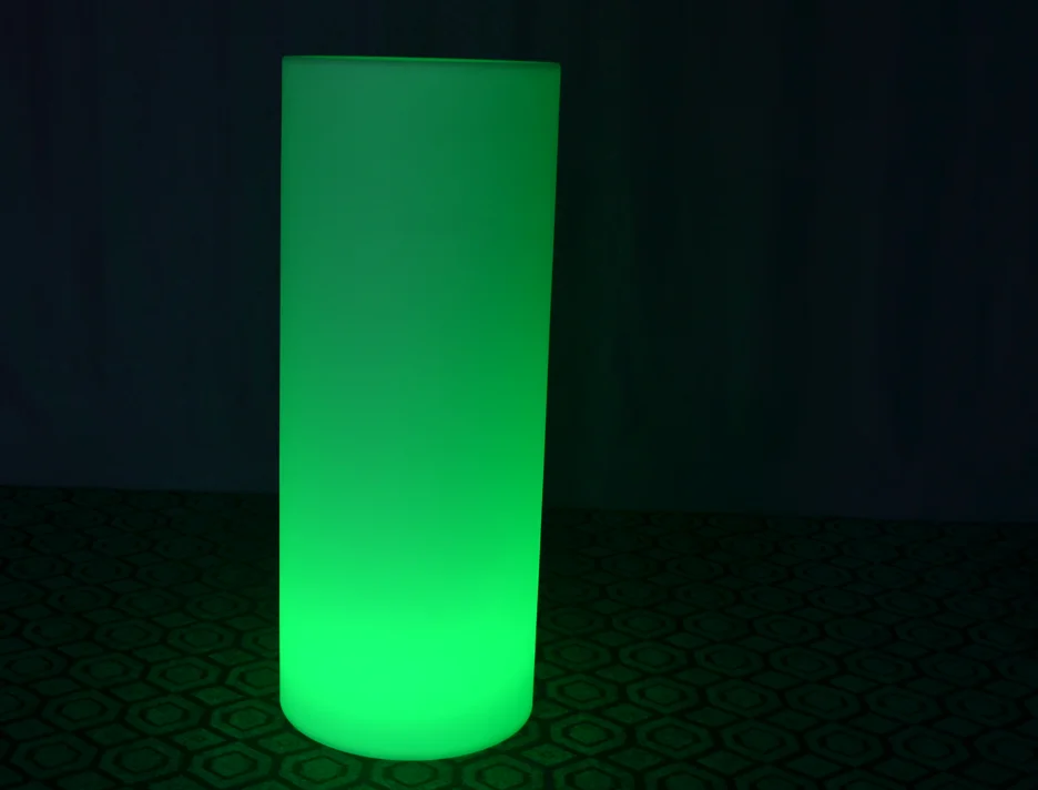 Ip68 Patio Celebration Decoration Pe Plastic Led Tower Pillar Floor Lamp Light Outdoor Modern Lighted Led Square Column Lamp