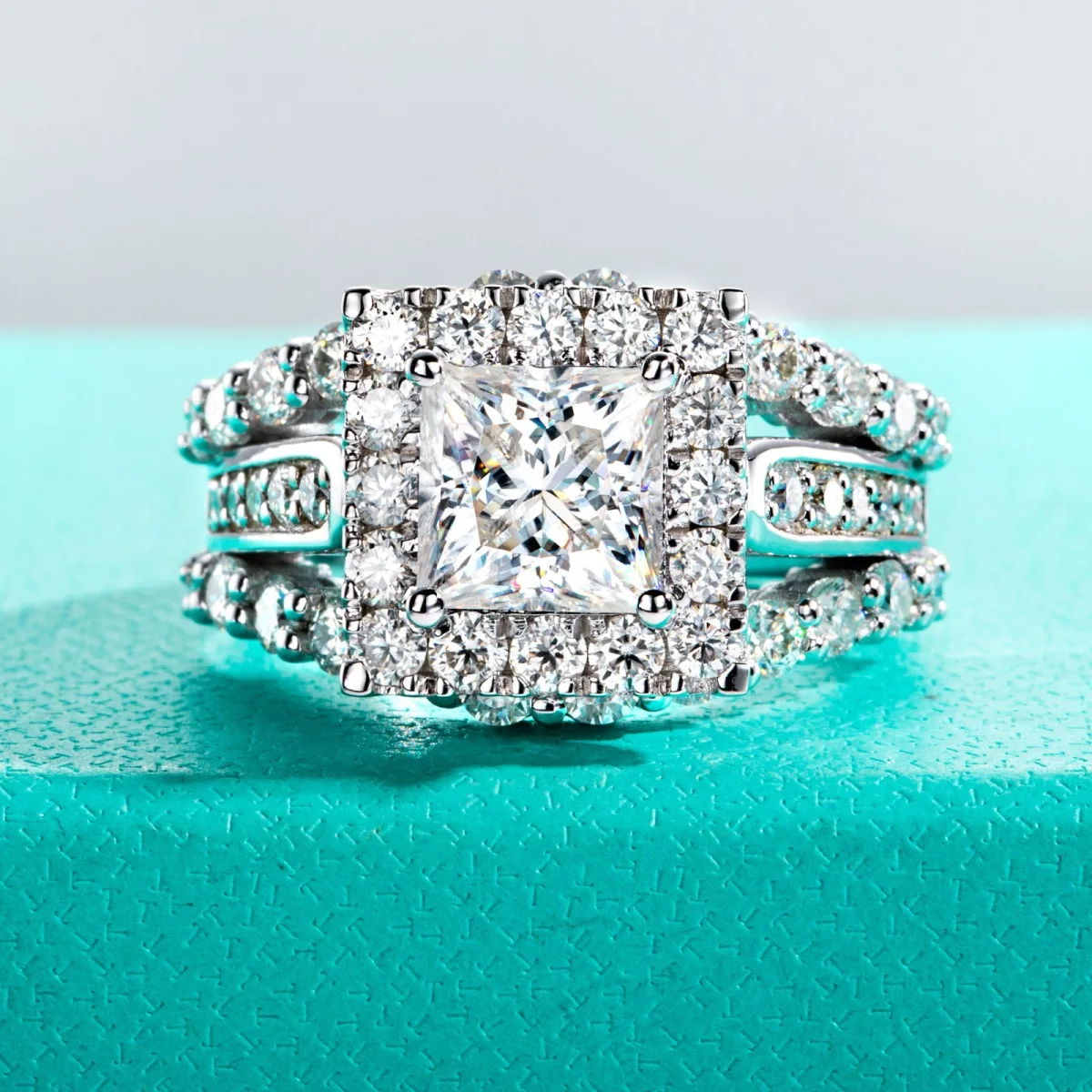 

Sparkling D Color 7x7mm Moissanite Engagement Ring for Women, 925 Sterling Silver Wedding Band,GRA Certified,Bridal Jewelry Gift