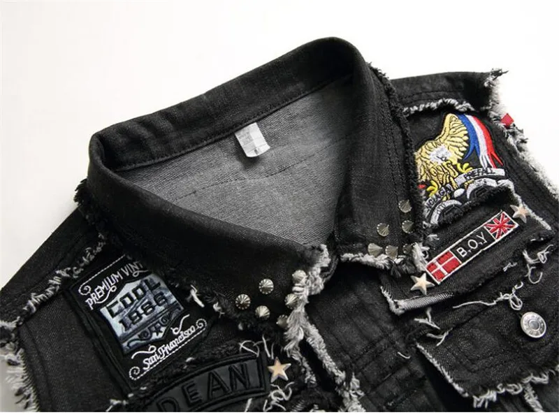 Gilet in Denim da uomo Hi Street Biker con rivetti Skull patch Fashion Punk Style Jean gilet giacca senza maniche di personalità