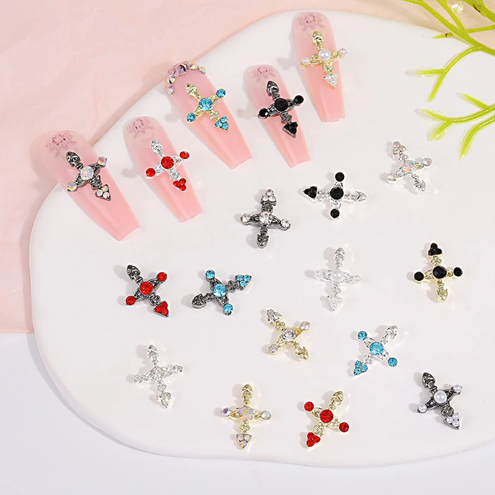 10 sztuk cyrkon Punk Cross Nail Art Charm 3D błyszczący kolorowy diamentowy krzyż części biżuterii do paznokci DIY luksusowe akcesoria do Manicure