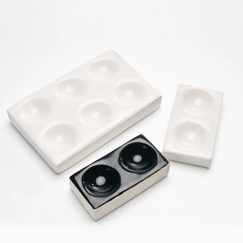 Porcelain drop plate Physical and chemical porcelain color plate White porcelain black 2 holes 6 holes 12 holes ceramic reaction